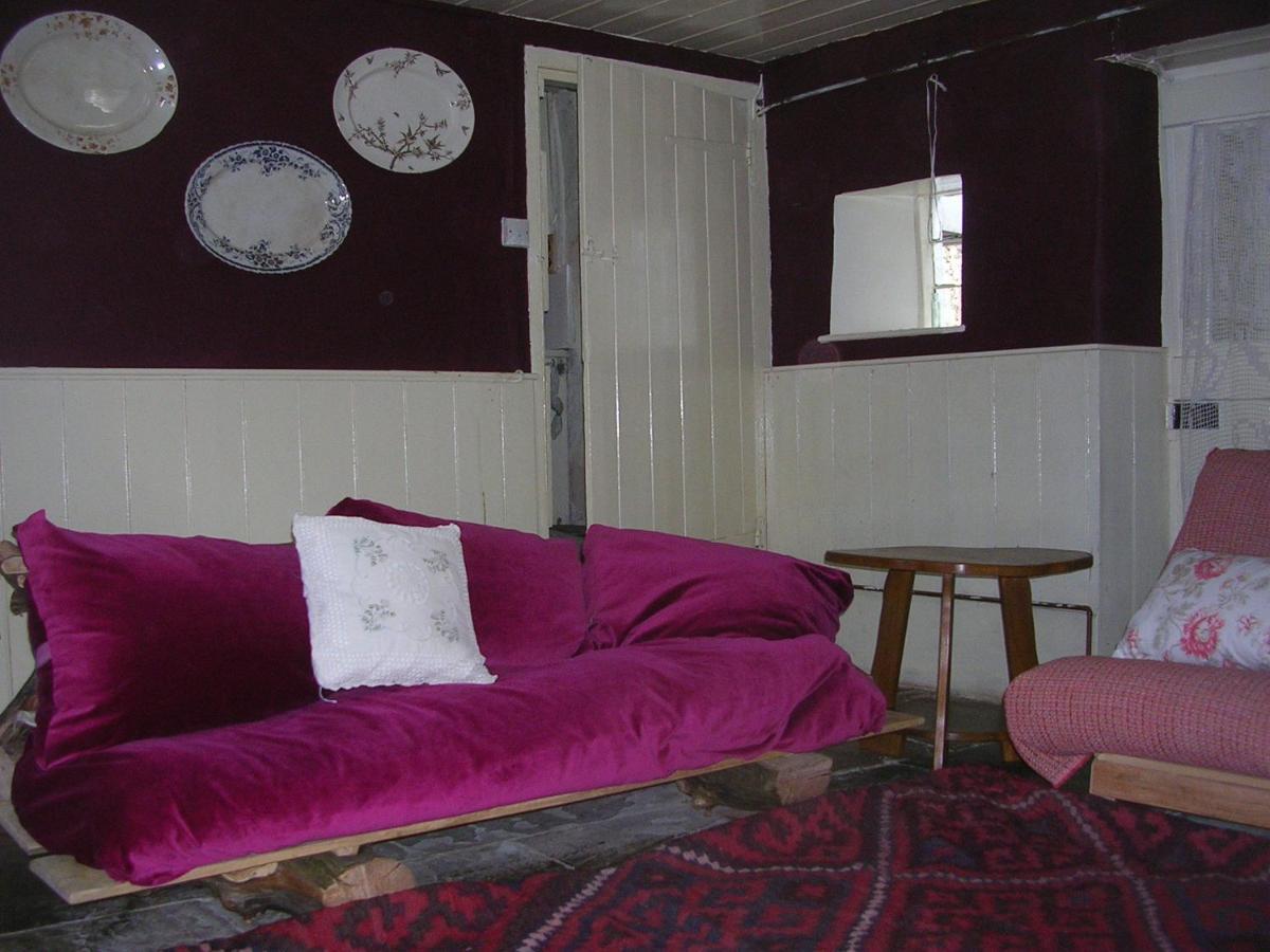 New Inn Brilley Whitney Room photo